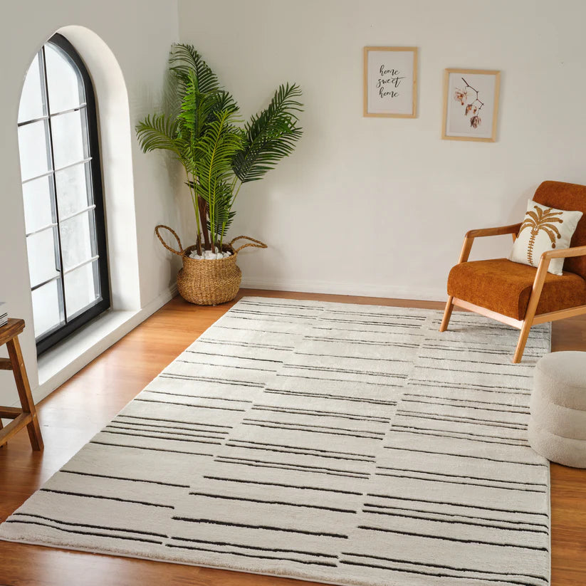 Domus Abstract Modern Cream Black Rug - 4' x 6'